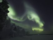 صور.. أضواء الشفق القطبى المبهرة تضئ سماء فنلندا