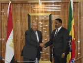 سامح شكرى يقترح مشاركة البنك الدولى فنيا فى أعمال اللجنة الثلاثية لسد النهضة