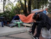 صور.. مواطنو المكسيك يفترشون الخيام فى الشوارع خوفا من توابع الزلزال