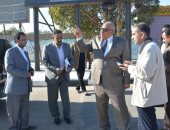 محافظ الوادي الجديد يوجه بسرعة استغلال الأراضى الفضاء بالخارجة