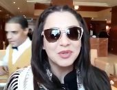 فيديو.. سلاف فواخرجى تكشف عن اسم شخصيتها فى "خط ساخن" 