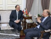 محافظ القاهرة يستقبل سفير أرمينيا لدعم العلاقات المشتركة