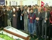 وزير الثقافة يؤدى صلاة الجنازة على الراحل صلاح عيسى بمسجد الحصرى