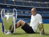 ممكن تحصل.. محمد صلاح مرشح لتكرار إنجاز كارلوس وبيكنباور