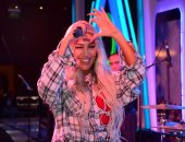 بالصور.. بروفات مايا دياب قبل حفلها بمدينة نصر