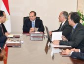 السيسي يوجه بوضع خطة متكاملة لضمان سهولة الملاحة النهرية بمجرى النيل
