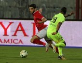 شاهد.. مشادة العجوز مع باكامانى فى مواجهة الأهلى وبتروجت 