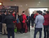 فيديو وصور.. وصول فريق أتليتكو مدريد الإسبانى مطار برج العرب بالإسكندرية