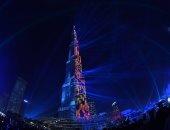 صور.. دبى تستقبل 2018 بعرض ليزر مبهر على برج خليفة