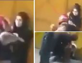 قوات "الباسيج" تعتدى على الفتيات والنساء الإيرانيات لقمع الثورة (فيديو)