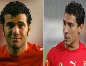 متعب يمازح بركات: "مش كنت تحط الكورة فى ماتش الجزائر "