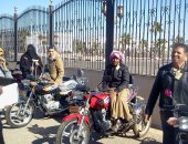 صور.. محافظ جنوب سيناء يوزع دراجات بخارية على ذوى الاحتياجات الخاصة