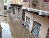 مياه الصرف تغرق شوارع برمبال فى كفر الشيخ والأهالى يستغيثون "صورة"