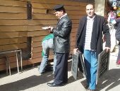 حى باب الشعرية يحرر 29 محضرًا ويغلق 6 محال ومصنعًا للأحذية