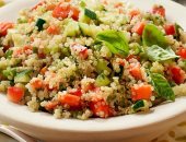 صحتك فى وصفة.. الفاكهة والخضار ميكس فى طبق سلطة للطاقة والحيوية