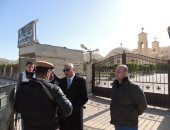 صور.. مدير أمن مطروح يتفقد الحالة الأمنية والخدمات وحراسات الكنائس