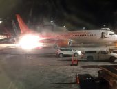 صور.. اصطدام طائرتين فى مطار "بيرسون" بكندا وإجلاء عشرات الركاب