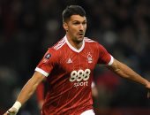 شاهد.. نوتنجهام يفاجئ أرسنال بثنائية فى الشوط الأول بمشاركة الننى