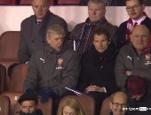 جماهير أرسنال تطالب برحيل فينجر.. وشائعات عن استقالته من منصبه