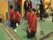 فيديو.. لاعبو الأهلى يؤدون صلاة المغرب قبل مواجهة الزمالك فى القمة 115