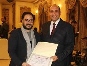 مجلة نور الصادرة عن منظمة خريجي الأزهر تكرم اليوم السابع وon TV (صور)