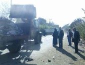 رفع 70 طن قمامة  ونواتج تطهير ترع خلال حملة بقرية بهواش في المنوفية 