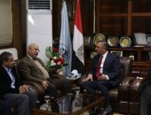  محافظ كفر الشيخ يستقبل رئيس الهيئة العامة للثروة السمكية 