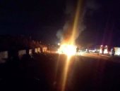 قارئ يشارك بفيديو لحريق سيارة على الطريق الدولى الساحلى فى الإسكندرية