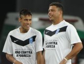 الظاهرة رونالدو: انتقال نيمار إلى باريس سان جيرمان خطوة إلى الوراء