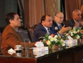 رئيس جامعة بنى سويف يشكل لجنة لضبط الأداء المالى والإدارى بالجامعة  