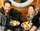 منة فضالى وأحمد عصام يطيران إلى أبو ظبى لتصوير مشاهد فى "بيت السلايف" 