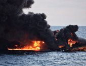 البحرية الصينية ترصد بقع زيتية جديدة قرب موقع غرق ناقلة النفط الإيرانية