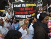 صور.. استمرار المظاهرات فى نيودلهى المنددة بزيارة نتنياهو للهند