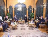 وصول شيخ الأزهر والبابا تواضروس وأبو مازن مقر انعقاد مؤتمر نصرة القدس (صور)