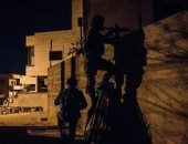 قوات الاحتلال تمشط منطقة عملية الدهس جنوب شرقى نابلس