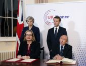 صور.. بريطانيا وفرنسا يوقعان معاهدة حول مراقبة الهجرة على الحدود بينهما