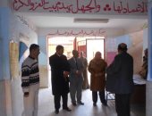 رئيس مدينة " أطسا " بالفيوم يتفقد سير إمتحانات الإعدادية
