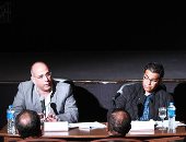 16 فنانا منهم 4 أجانب يشاركون فى سمبوزيوم أسوان الدولى للنحت (صور)