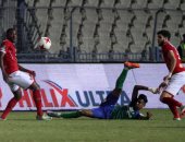 فيديو.. السعيد يهدد مرمى المقاصة بصاروخية.. وإصابة الجوكر