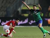 فيديو.. أزارو يهدر فرصة الهدف الثانى للأهلى فى شباك المقاصة بـ"غرابة"