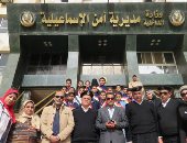 صور.. مدير أمن الإسماعيلية يستقبل طلاب مدرسة طه حسين بمتحف المديرية 