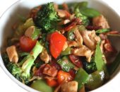 صحتك فى وصفة.. "الدجاج بالخضار" للأطفال مرضى السكر