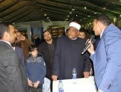 عباس شومان يتفقد جناح الأزهر بمعرض القاهرة الدولى للكتاب (صور)