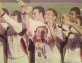 شاهد.. احتفال الفراعنة بالفوز ببرونزية كأس العالم للشباب 2001