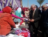 محافظ جنوب سيناء يفتتح معرض السلع والمنتجات اليدوية بطور سيناء