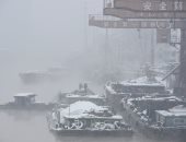 إلغاء مئات الرحلات الجوية فى بريطانيا بسبب موجة ضباب كثيفة 