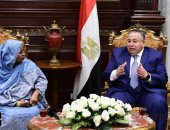 السيد الشريف يلتقى نائبة رئيس المجلس الوطنى السودانى فى مكتبه بالبرلمان (صور)