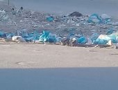 بالصور.. سكان منطقة محدود الدخل فى مطروح يشتكون من تراكم القمامة