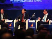 وزير الإسكان: مستثمرون عرب يرغبون فى العمل بمصر.. وخطة للطروحات فى مارس