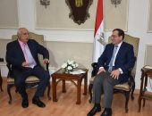وزير البترول يستقبل رئيس كويت انرجى لبحث برامج عمل الشركة فى مصر